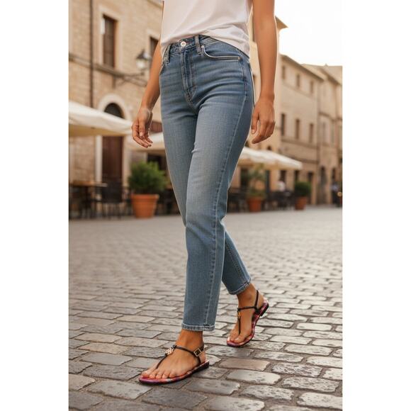 Tory Burch Emmy Patent Calf T-Strap Stripe Sandal Size 7M - Picture 10 of 11